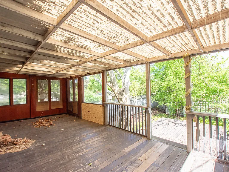 355 Glenridge Ave — Photo 10