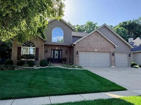 310 Highland Meadows Ct, Wentzville, MO 63385