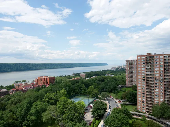 5700 Arlington Avenue image 12 of 18