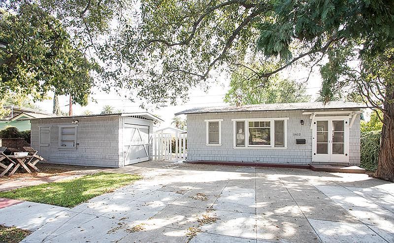 1st image of 1612 Las Lunas St