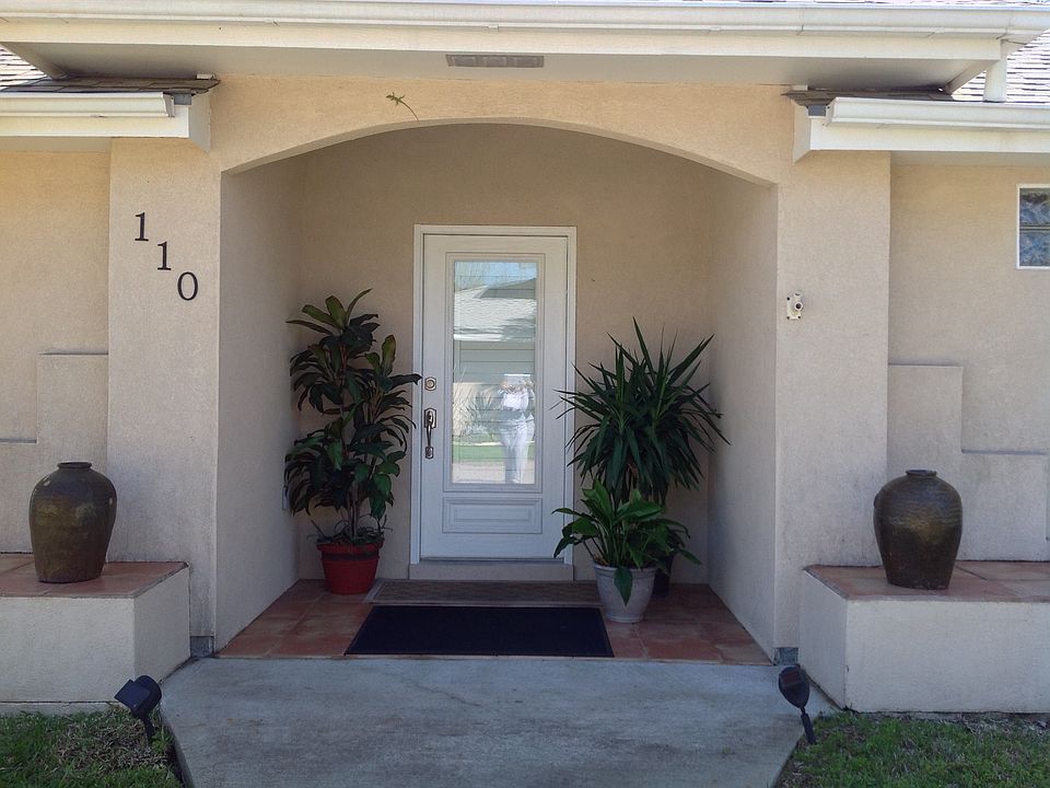 1st image of 110 Bay Ct