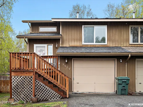 3929 Roundtop Cir, Anchorage, AK 99504