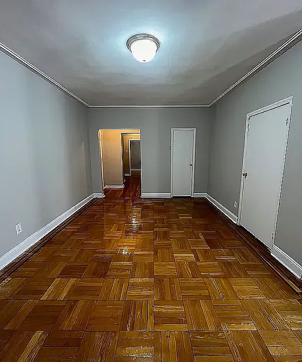 1st image of 945 Saratoga Ave #5E