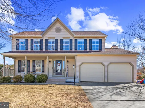 110 Fairfax Dr, Stephens City, VA 22655