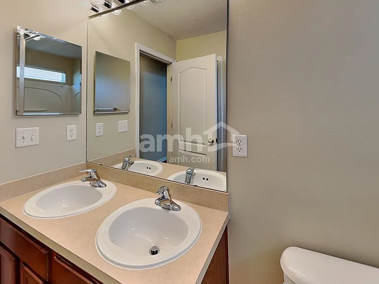 3888 Falcon Crest Dr — Photo 13