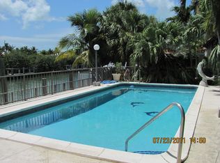 411 12th St, Key Colony Beach, FL 33051