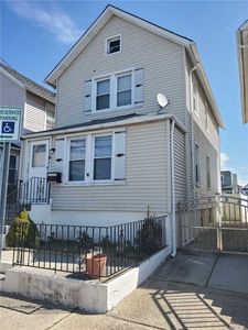 46 Walcott Ave, Inwood, NY, 11096