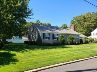 35 Katama Rd, Pawtucket, RI 02861