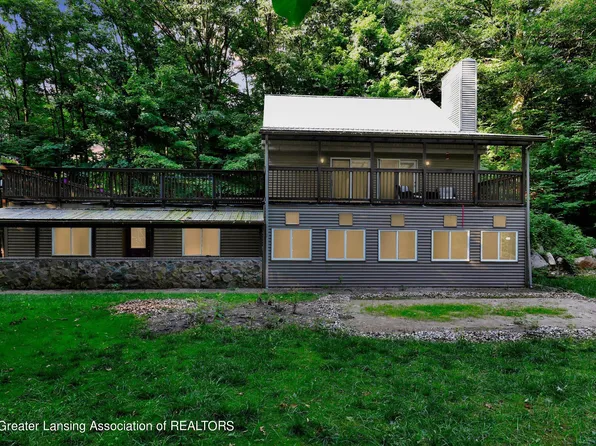 5395 Morrison Lake Rd, Saranac, MI 48881