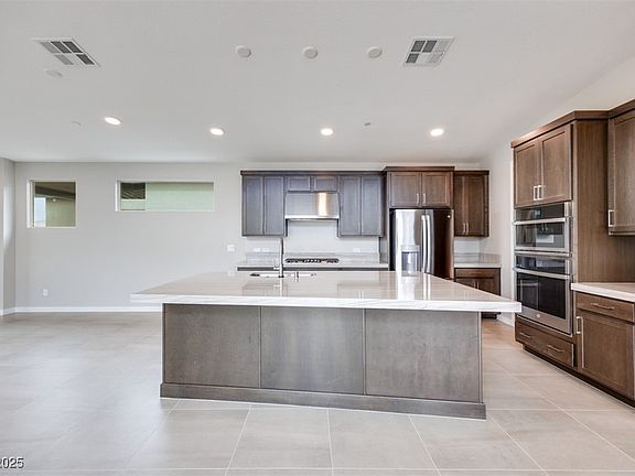 5th image of 10408 Peako Hills Ave