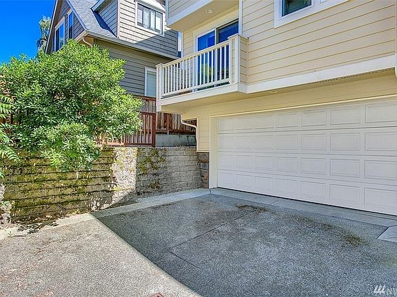 2nd image of 5513A 26th Ave NE