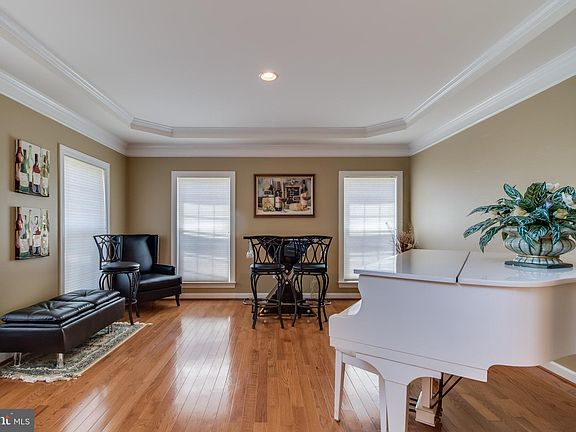 4th image of 16350 Kramer Estate Dr