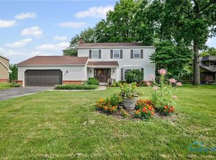 920 Bexley Dr, Perrysburg, OH 43551