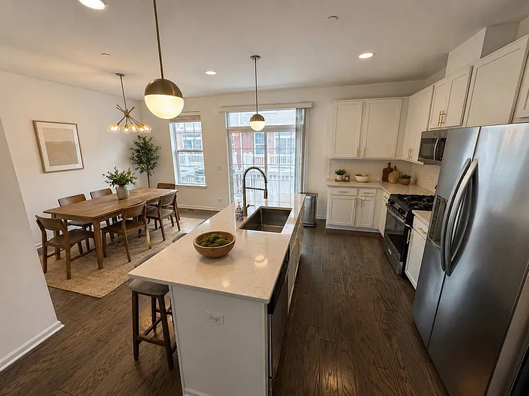 6347 Capulina Ave — Photo 13