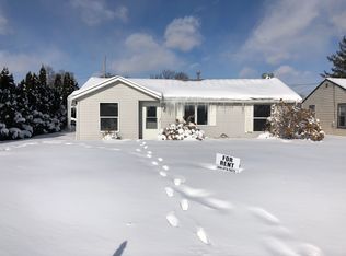 533 15th Ave, Silvis, IL 61282