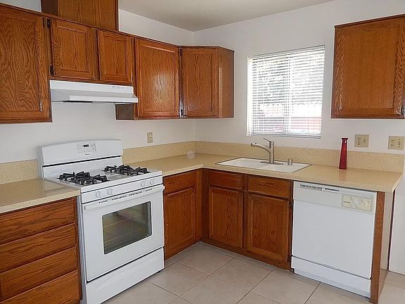 4th image of 16015 Olympiad Ln #B