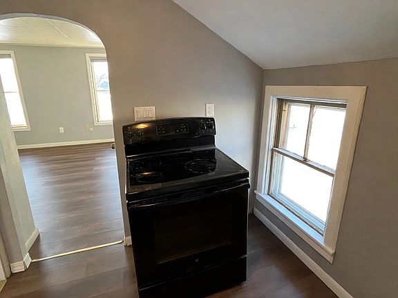 4th image of 510.5 Walnut St