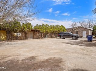 8445 Roseway Dr, El Paso, TX 79907