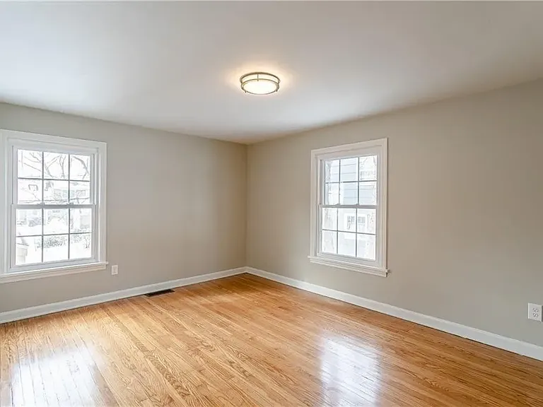 75 Ellingwood Dr — Photo 12