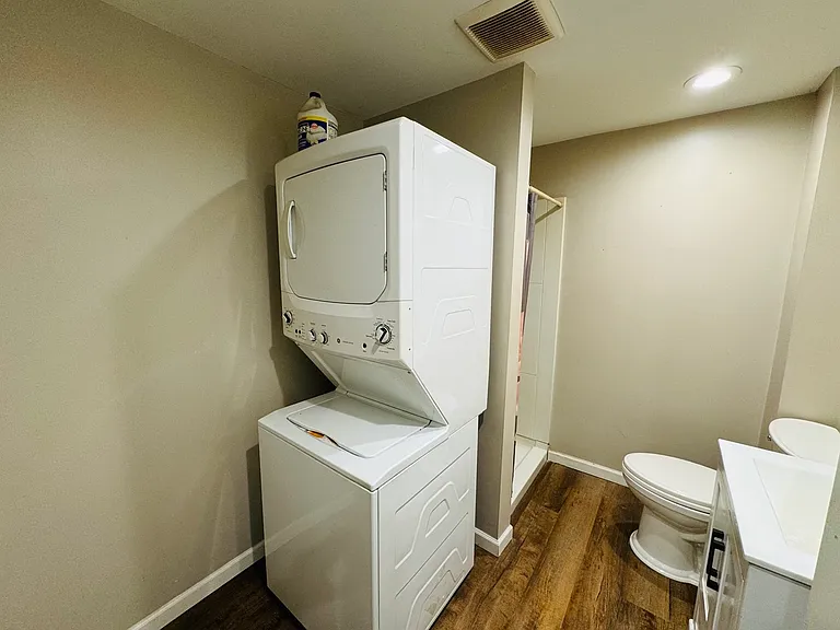 121 S Elm Ave #1 — Photo 21