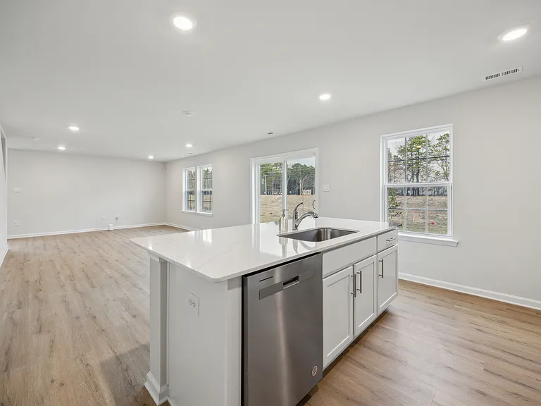 107 Malibu Dr — Photo 10