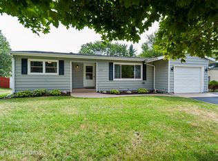 4712 Howard St, McHenry, IL 60051