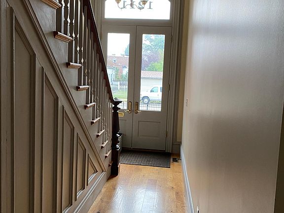 2nd image of 1211 Tower Grove Ave Floor 1