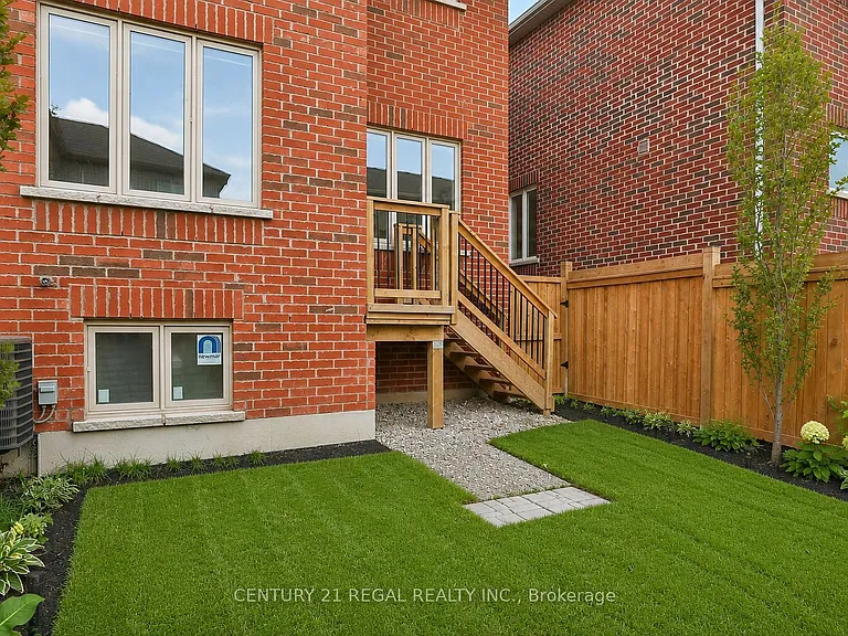 472 George Ryan Ave — Photo 23