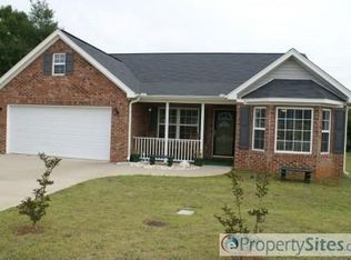 229 Rivers Edge Cir, Simpsonville, SC 29680