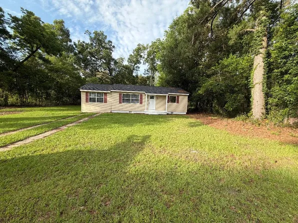 183 Durham St SW, Baconton, GA 31716
