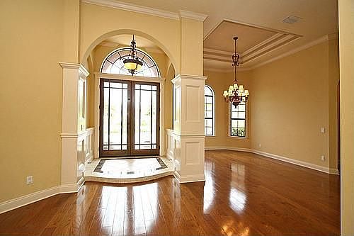 Entry - Formal Dining