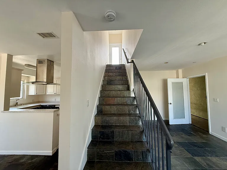 4501 E Ocean Blvd #1 — Photo 17