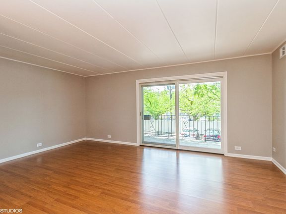 5th image of 10732 Kilpatrick Ave APT 2NW