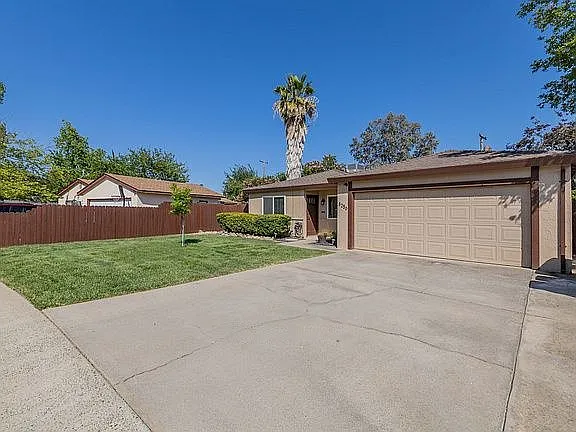 8258 Yardgate Way photo 1