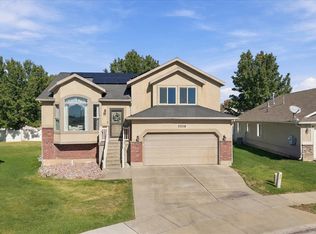 3228 W 525 N, West Pt, UT 84015