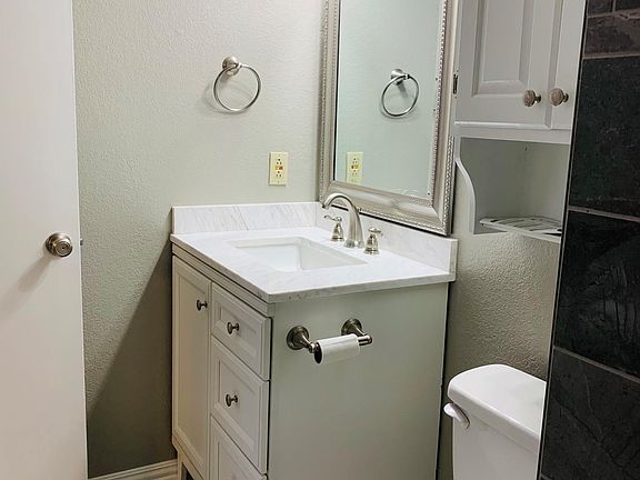 3rd image of 1307 E 140th Pl S
