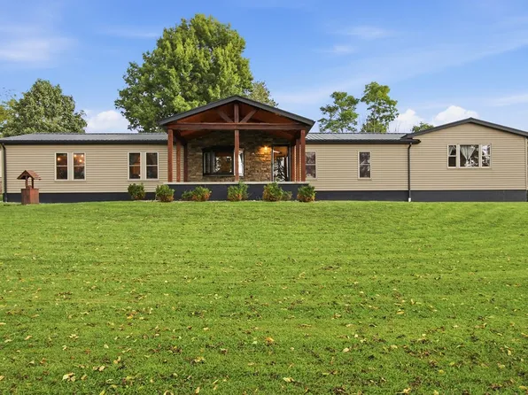 405 Woodburn Rd, Claysville, PA 15323
