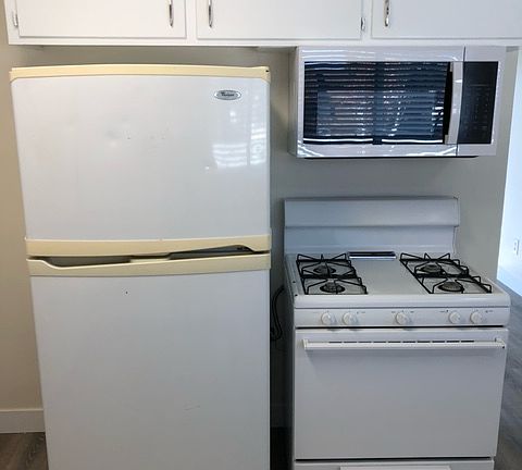 4th image of 2161 Garnet Ave APT 9