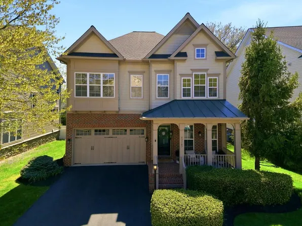 42787 Chatelain Cir, Ashburn, VA 20148