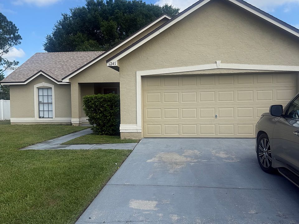 1st image of 1241 Bradwell Dr