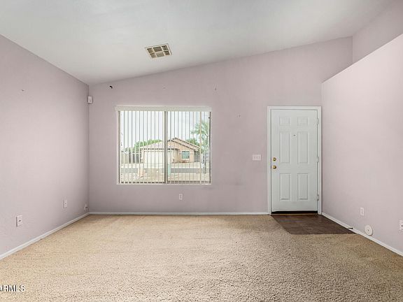 4th image of 15835 W WOODLANDS Avenue