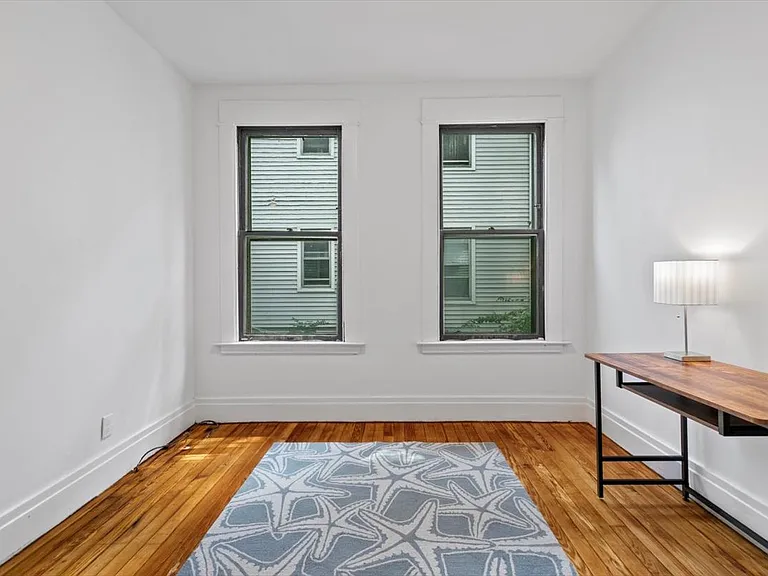 212 Maple St #1 — Photo 25