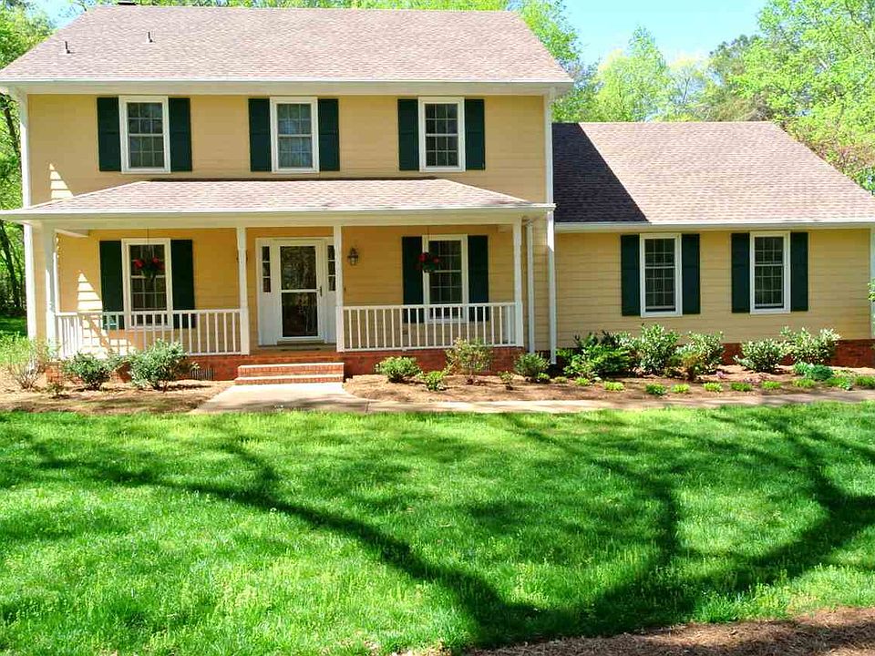 1st image of 1008 Oak Creek Dr