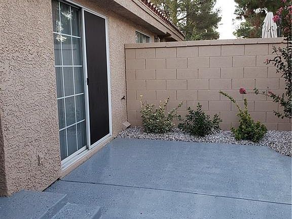 3rd image of 2836 Crystal Lantern Dr