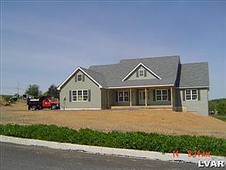 1st image of 829 Krystal Ln