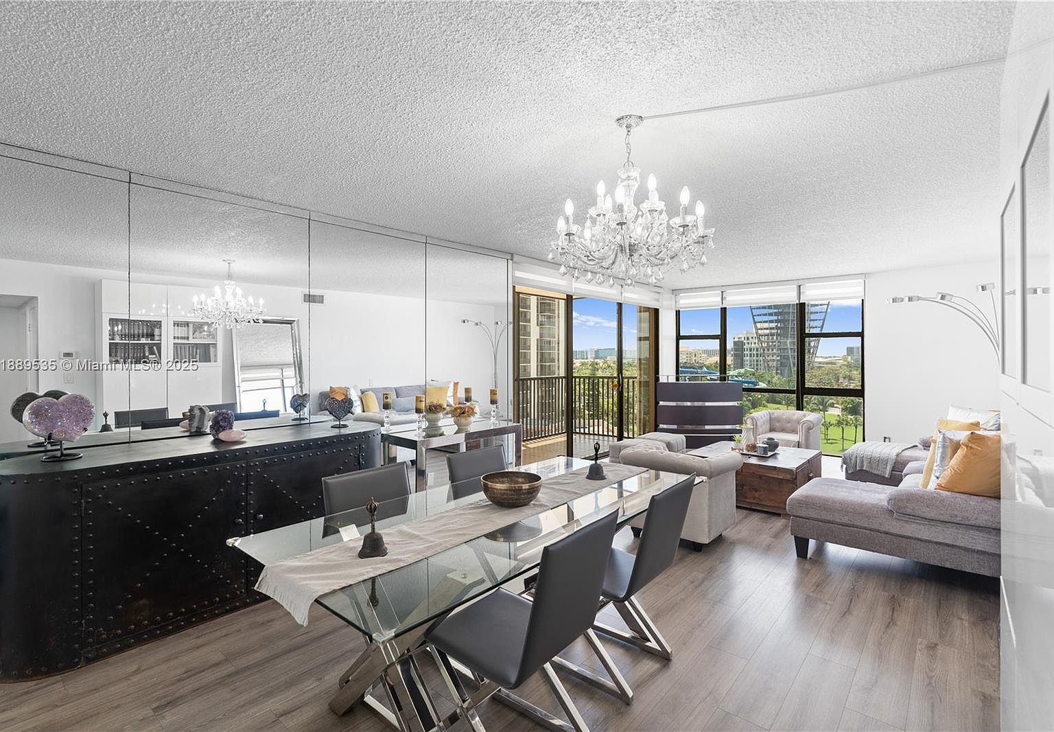 20301 W Country Club Dr APT 829