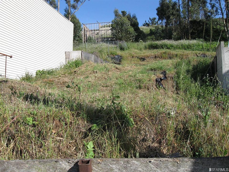 2nd image of 785 Templeton Ave