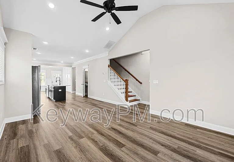 2096 Denmark Ave SE — Photo 6