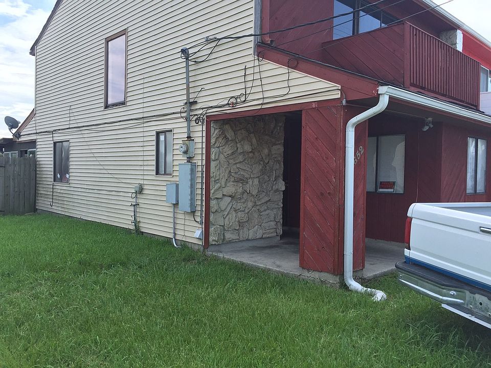 1st image of 11652 Hayne Blvd
