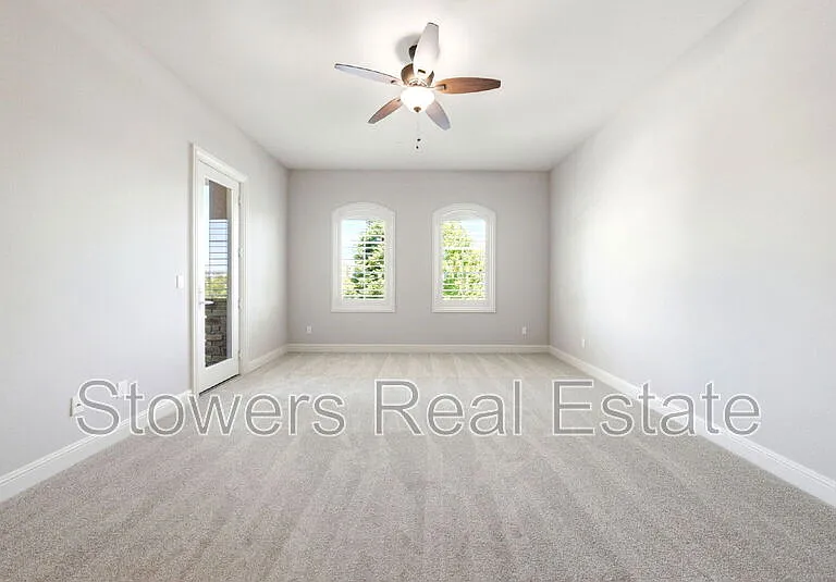 3315 Ashbourne Cir — Photo 46